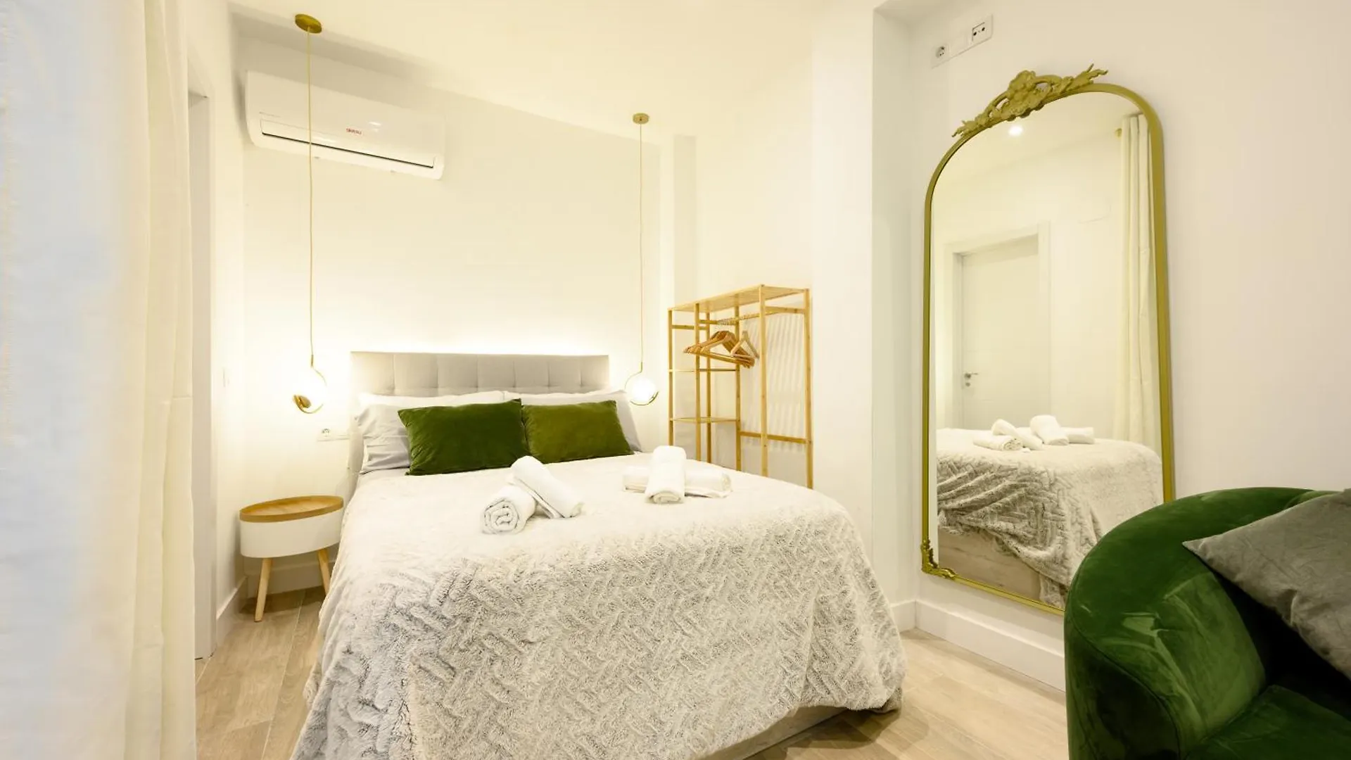 Estudio Malaga Center Living Spain